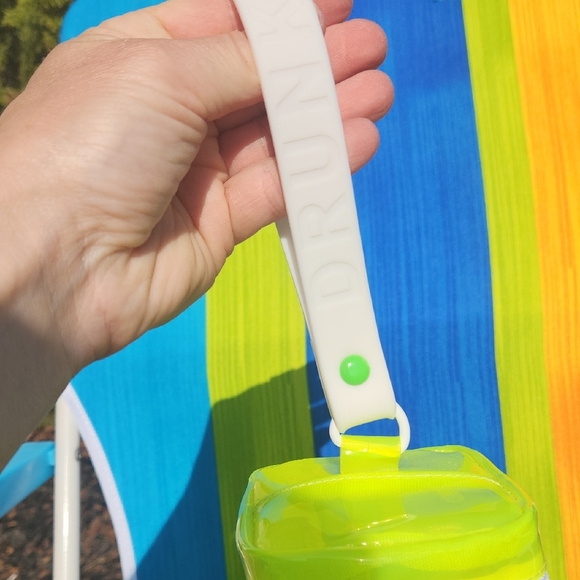 ✨️Drunk Elephant Neon Yellow Clear Cosmetic Pouch with White Strap - Picture 8 of 17